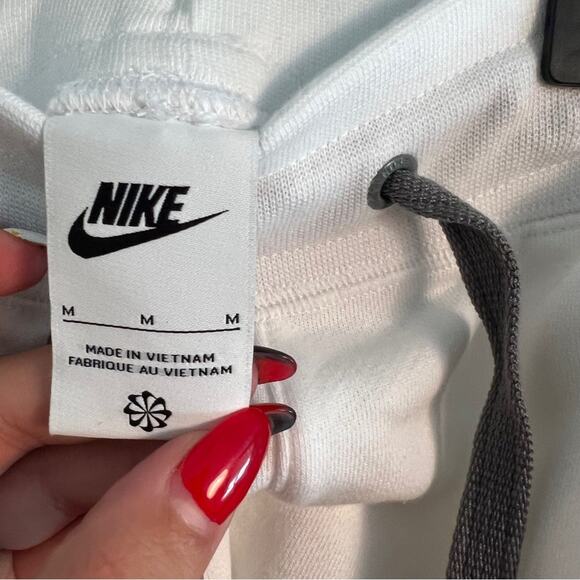 Nike Sportswear Sport EssentialsMen's French Terry Alumni Shorts M NWT - Picture 4 of 6